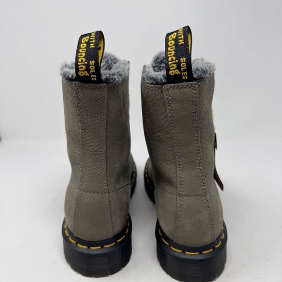 DR. MARTEN’S | NEW Serena Green Fur Lined Combat Boots Women’s Size 7 Men’s 5.5 - Picture 6 of 12